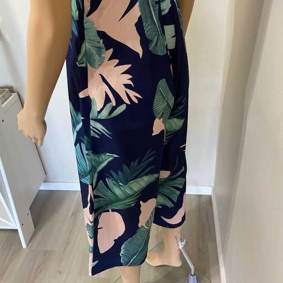 LULUS JUMPSUIT - Picture 7 of 7